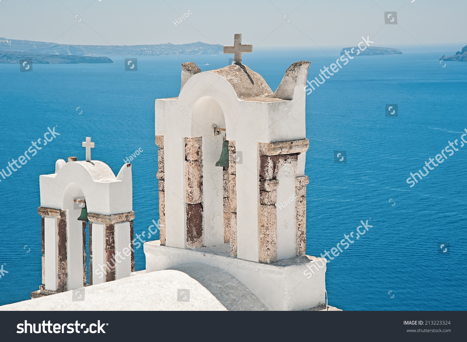 内审,圣托里尼钟楼、希腊背景下的火山口-建筑