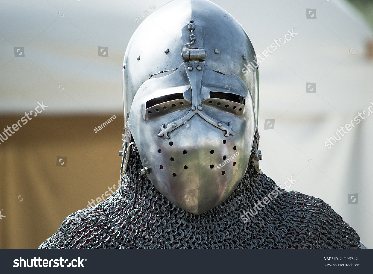 头盔的中世纪的骑士盔甲-物体,运动/娱乐活动-海洛创意(hellorf)