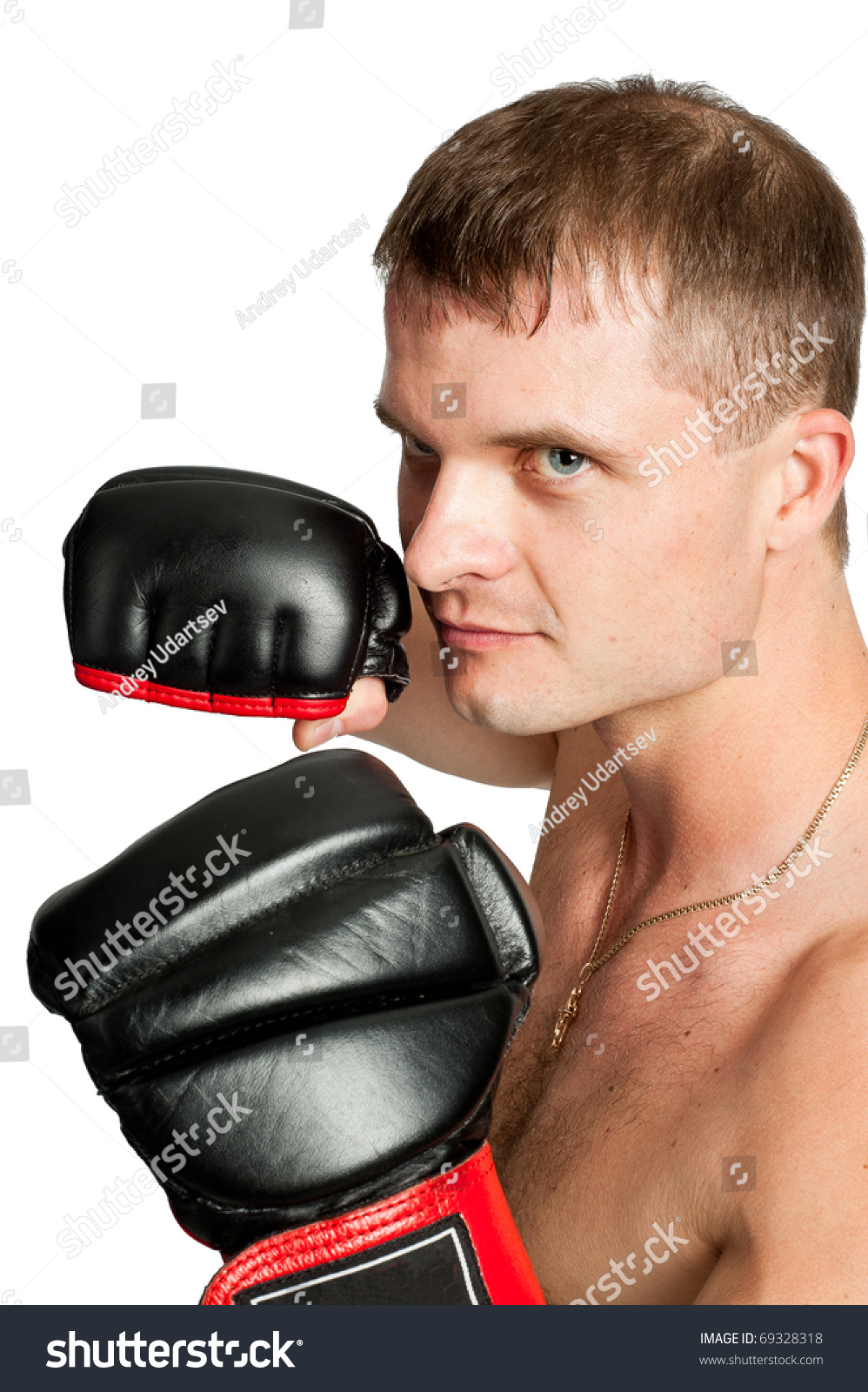 职业拳击手手套和防护头盔孤立在白色背景 原标题 professional boxer